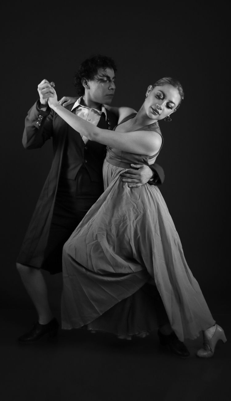 Casal abraçado